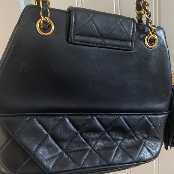 Vintage Chanel Leather Tassel Shoulder Bag- Navy Blue with 24K Gold Plated Chain - Picture 11 of 16